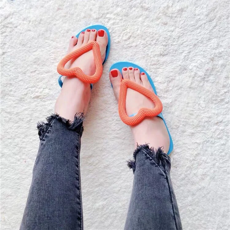 Женские пляжные шлепанцы на плоской подошве с каблуком|Тапочки| |