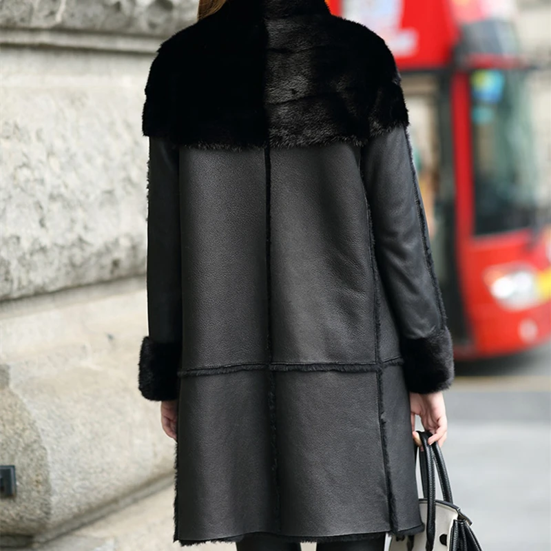 Женское длинное пальто из овчины натуральной кожи с меховым воротником зима 2020 |