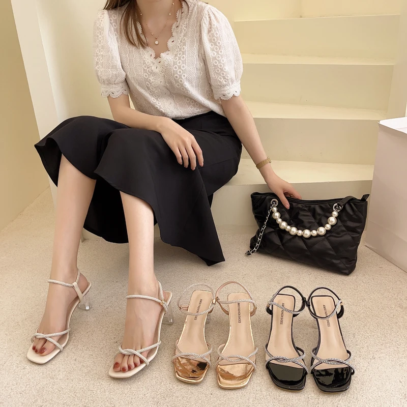 

Buckle Strap Comfort Shoes for Women Block Heels 2021 Sandals All-Match Suit Female Beige Chunky New Rhinestone Summer Girls Bla