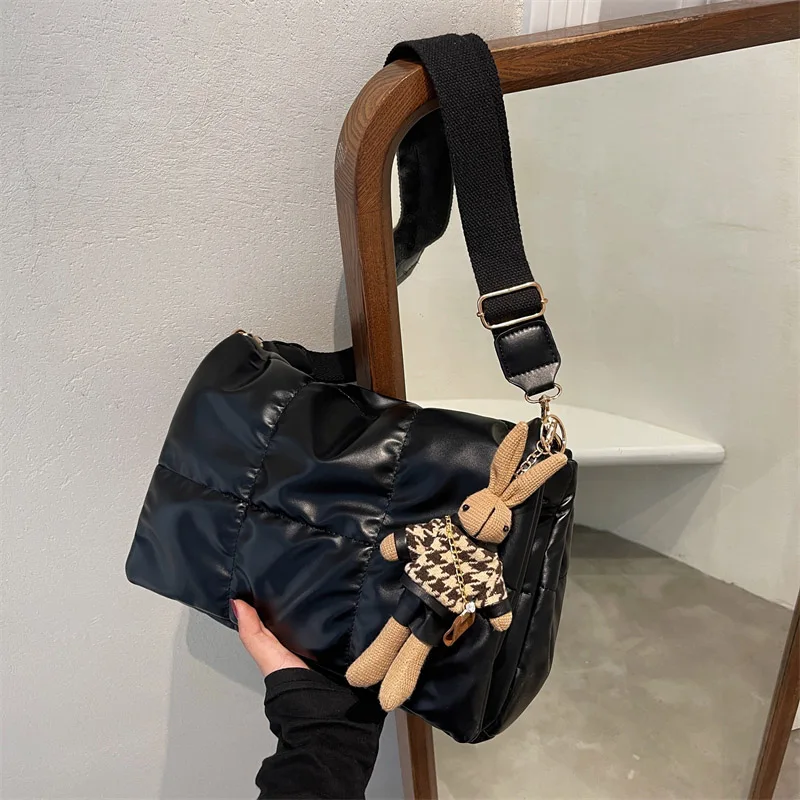 

Роскошный мягкий женский клатч с подвеской, новинка зимы 2021, сумка через плечо с космической подкладкой, дизайнерские сумки