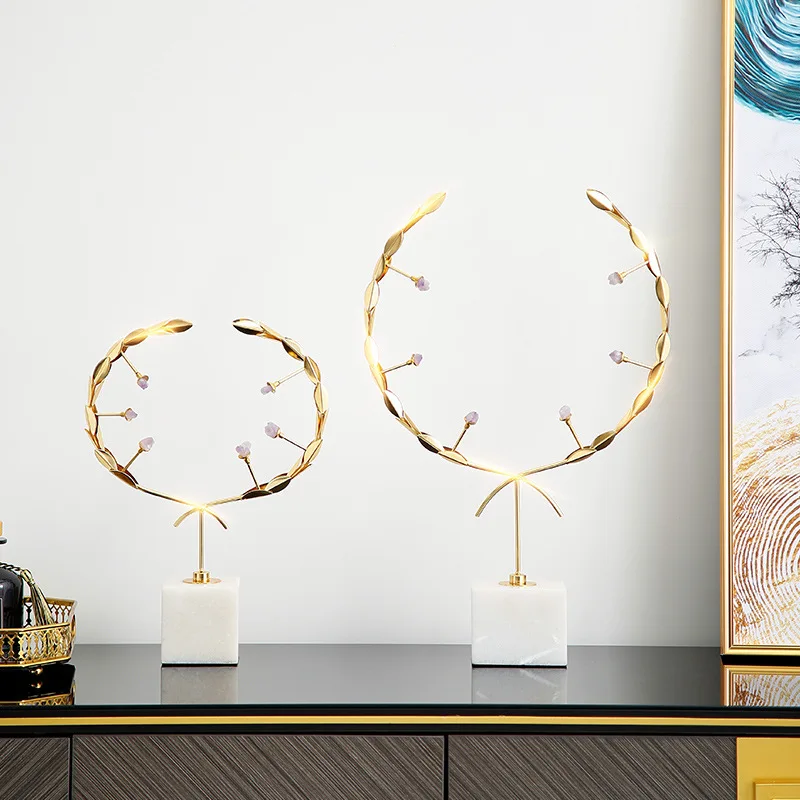 

Nordic Light luxury iron crafts small ornaments creative office desktop porch living room TV cabinet wine cabinet decoration