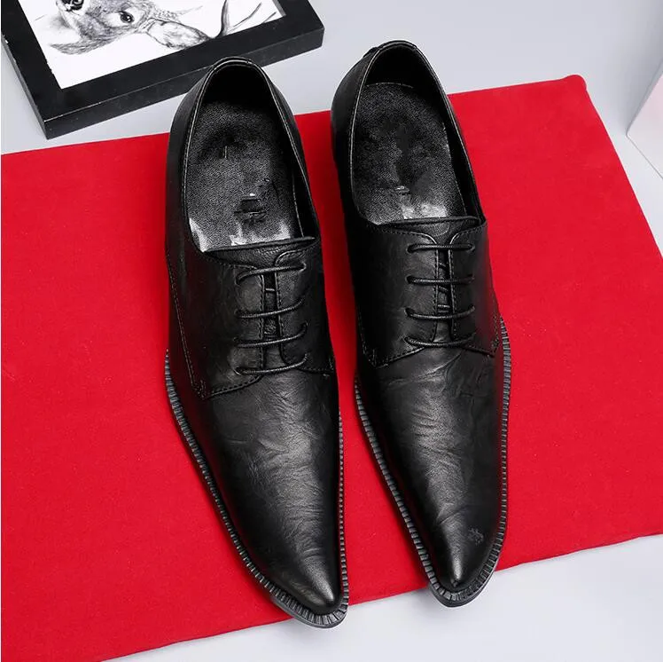 Кожаные модельные туфли высокого качества новые стильные деловые свадебные на
