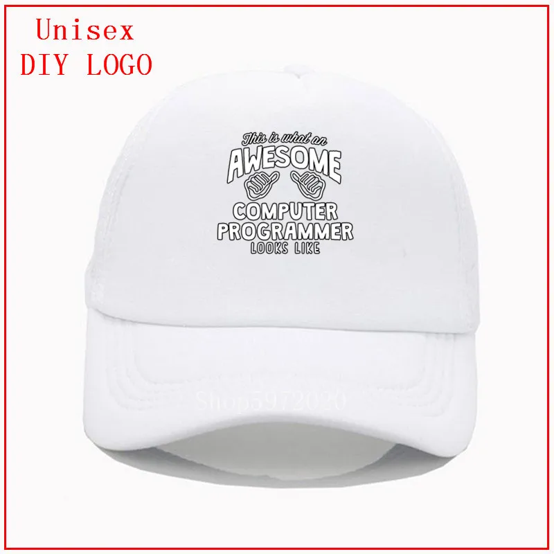Потрясающий компьютер программатор выглядит как мужские головные уборы кепки