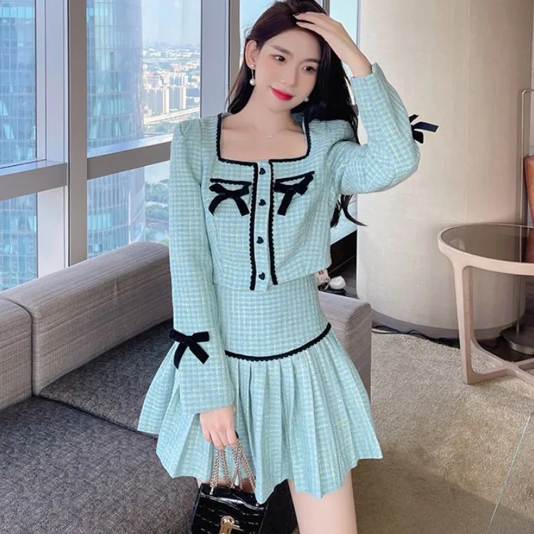 

2021 Korean Autumn Small Fragrance Women Sweet Bow Tweed 2 Piece Set Women Pliad Short Jacket Coat + Pleated Mini Skirt Suits