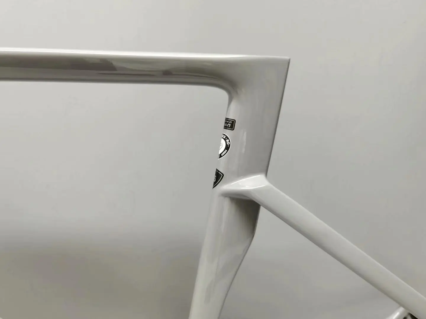 

Made in taiwan 1: 1 mold Venge carbon road frame in Quickstep color rim brake or disc brake version road bike carbon frame