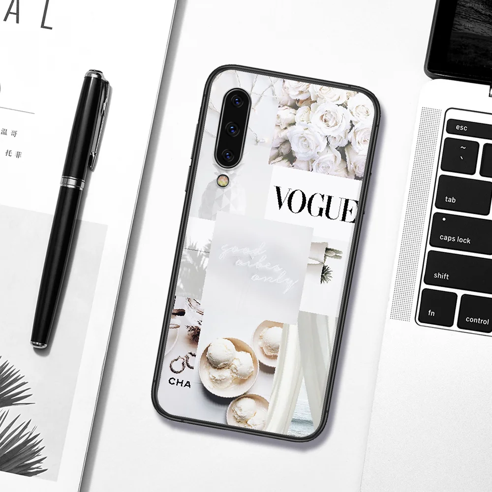 

VOGUE Lady's Girl Journey Hoesjes Phone Case Cover For Samsung Galaxy A7 9 8 10 20 20e 21 S 30 30S 31 41 50 50S 51 70 71 black
