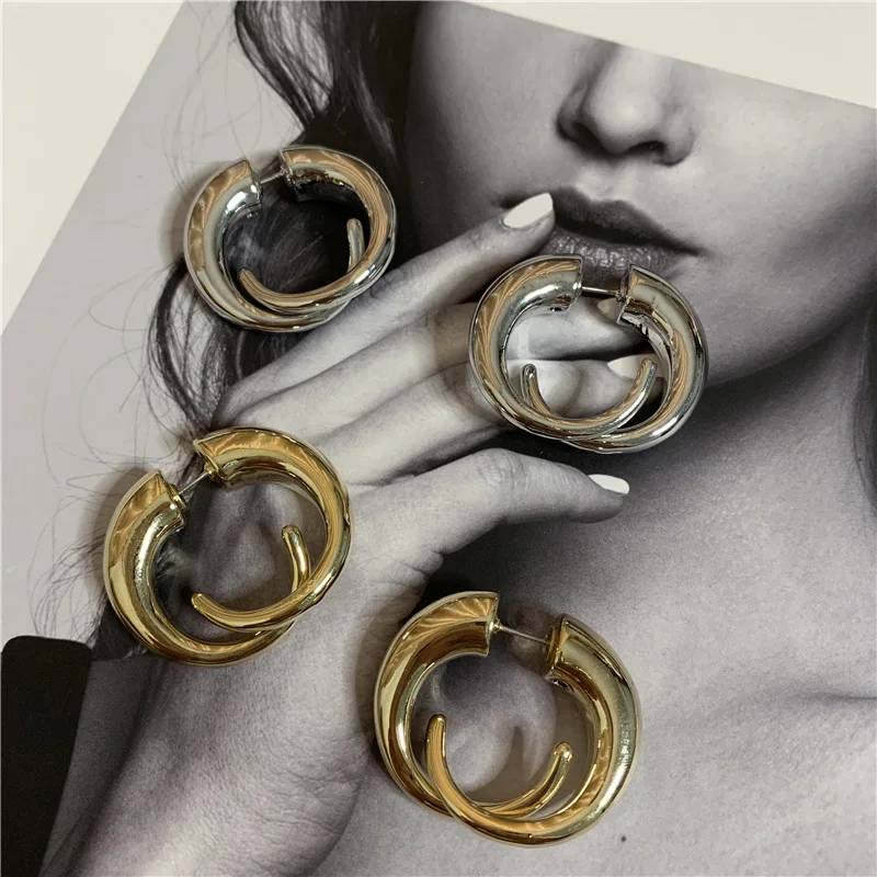 Женские массивные серьги-гвоздики в стиле панк золотистые/Серебристые серьги с