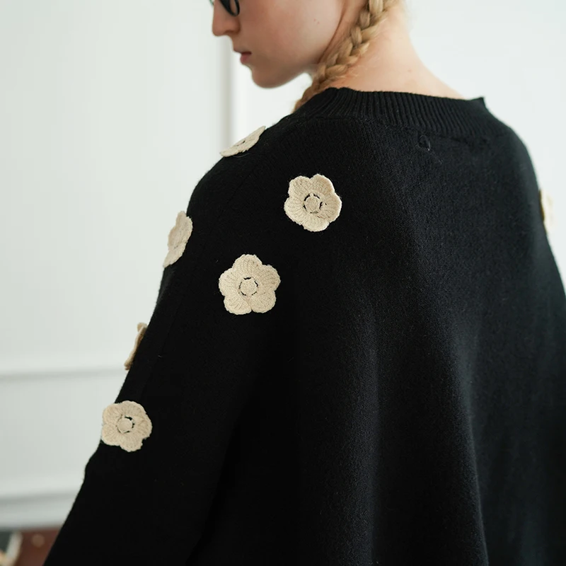 Imakokoni/свитер с черным цветком Оригинальный дизайн Свободный и дикий толстый