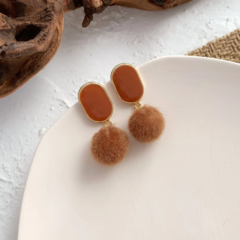 Женские Геометрические серьги-клипсы с меховым шариком не проколотые женские