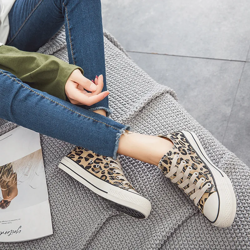 Кеды женские с перекрестным швом плоская Вулканизированная подошва