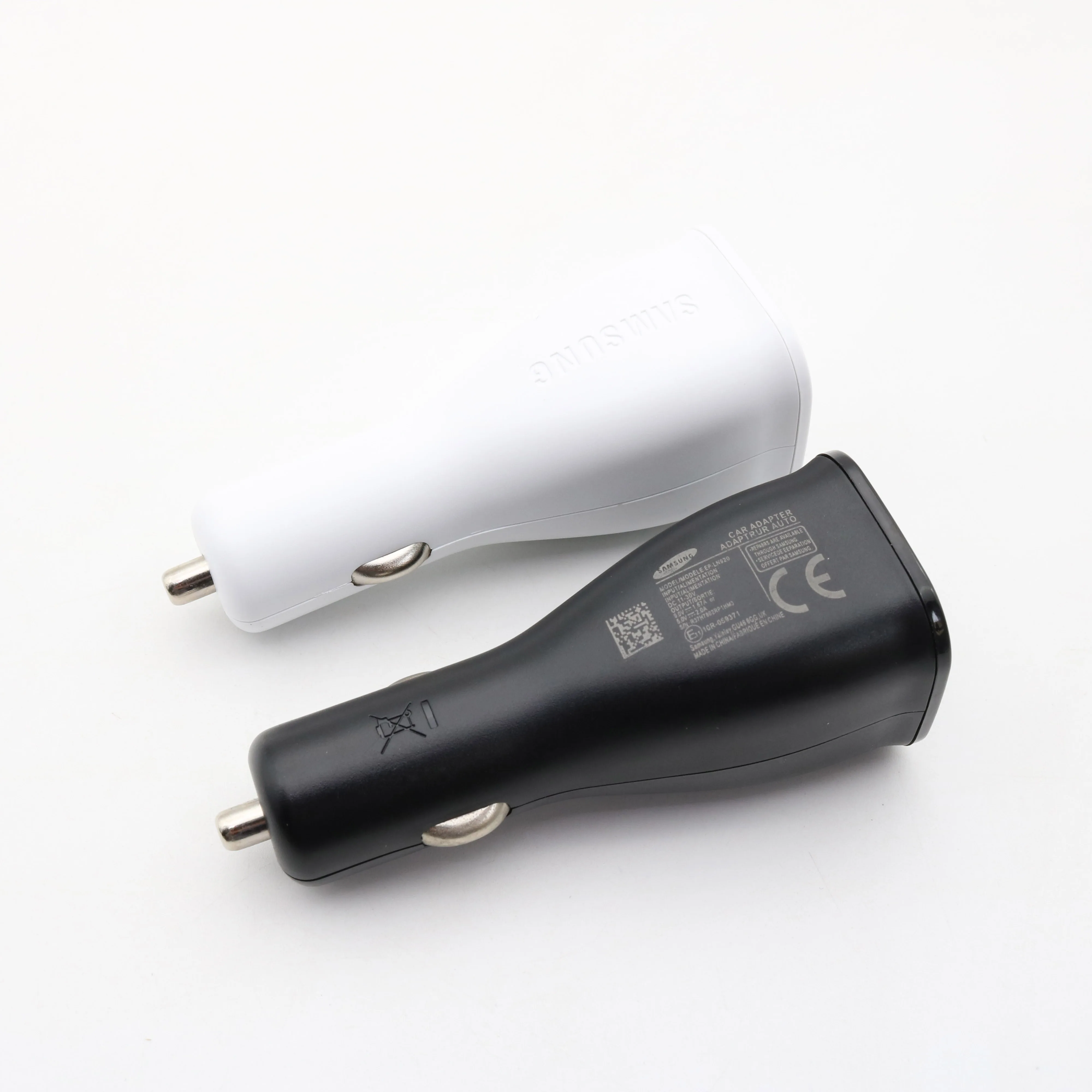 Автомобильное зарядное устройство Samsung с двумя USB портами и кабелем Micro Type C для