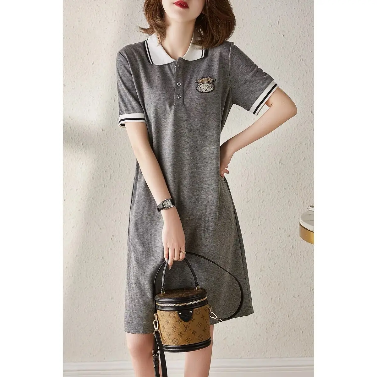 

Summer Simple Gentle Girl Patchwork Diamond-encrusted Calf Cute Sweater Style Short-sleeved POLO Collar Dress