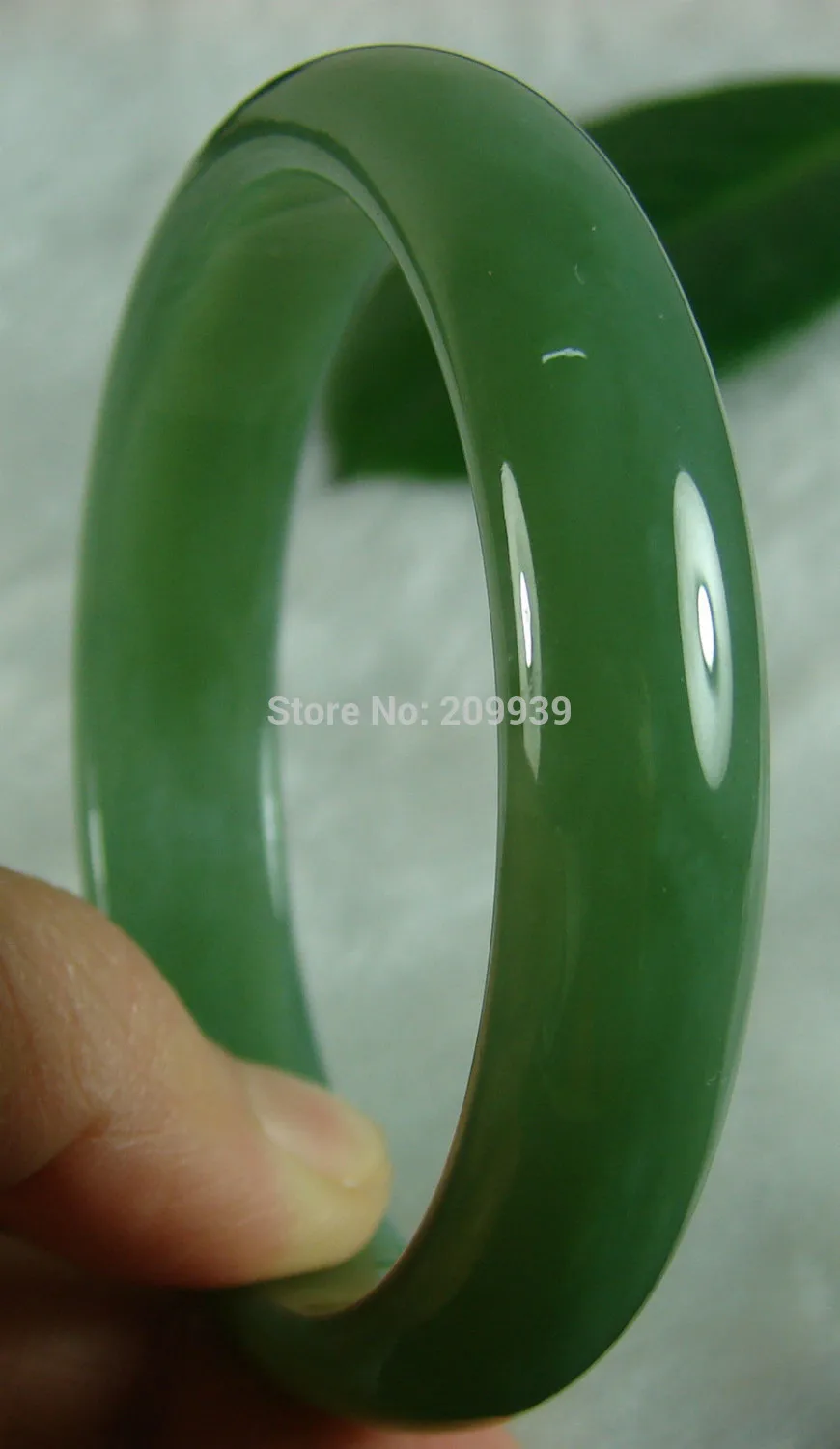 Браслет из нефрита и 59 мм | Украшения аксессуары