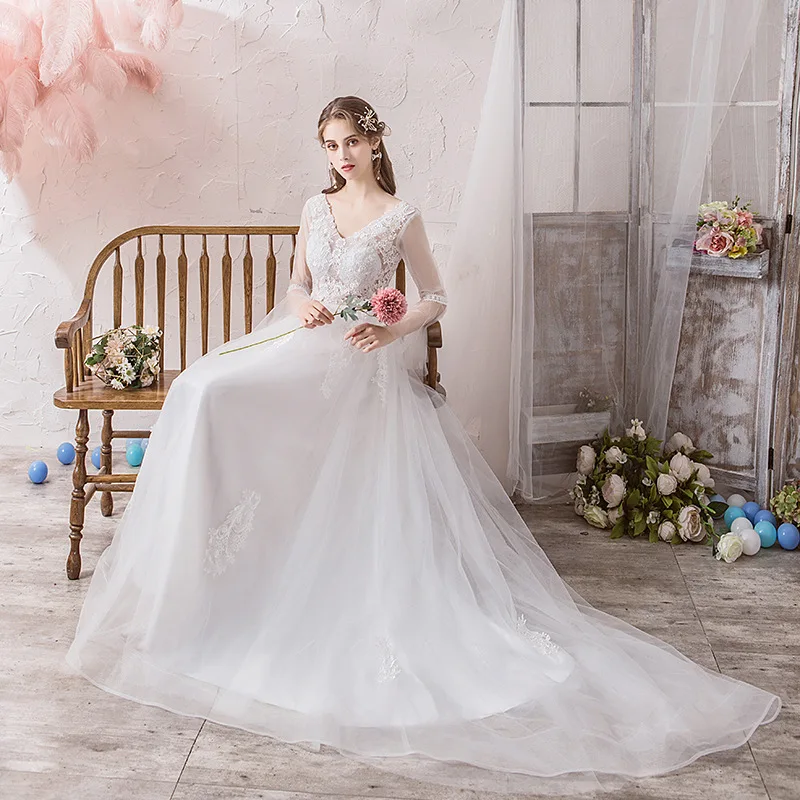 Женское свадебное платье со шлейфом простое кружевное большого размера с