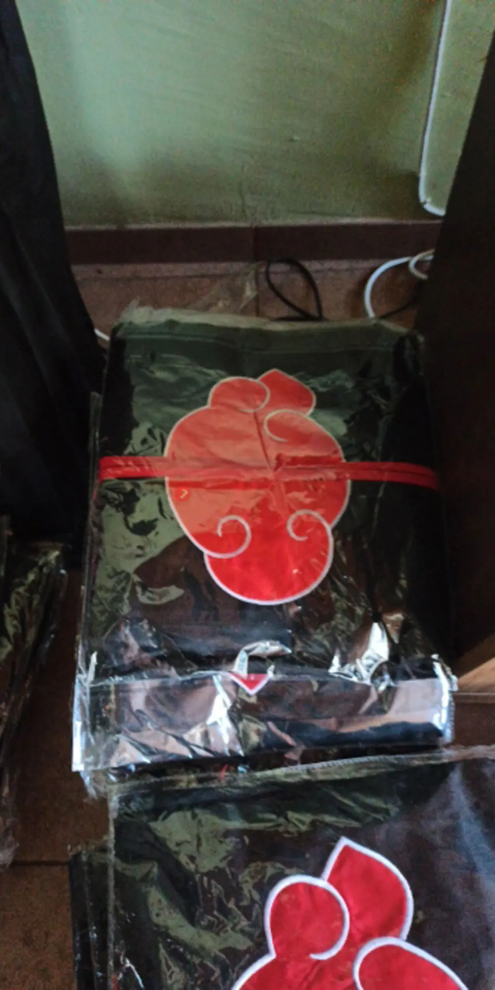 Halloween 3Pcs Anime Akatsuki Costume Hoodie Headband and Ring Cape Red Cloud Robe Party Cosplay | Тематическая одежда и