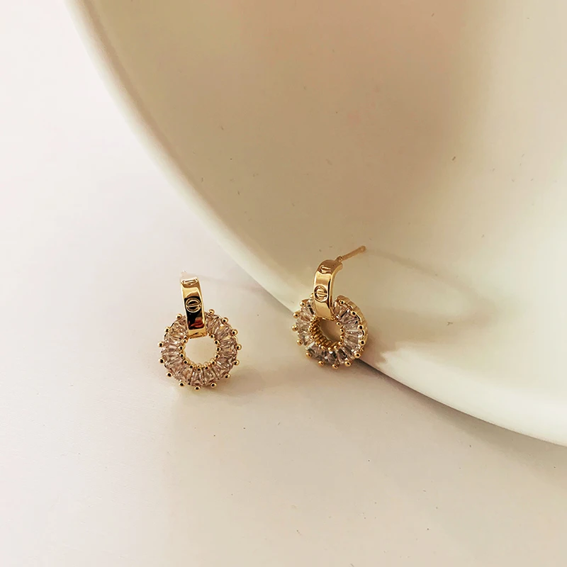 

2021 New Popular Design 14K Real Gold Round Shape Earrings for Women Charm Jewelry S925 Silver Needle Shiny Zirconia Stud Gift