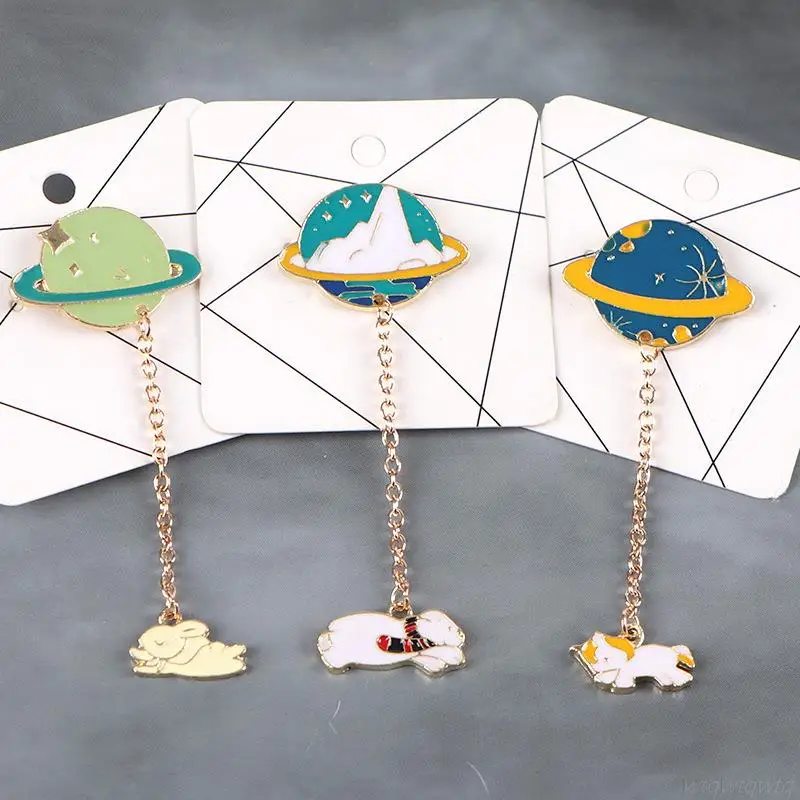 

Cosmic Planet Series Brooch Cute Japanese Chain Bunny Small Pin Coat Button Pin