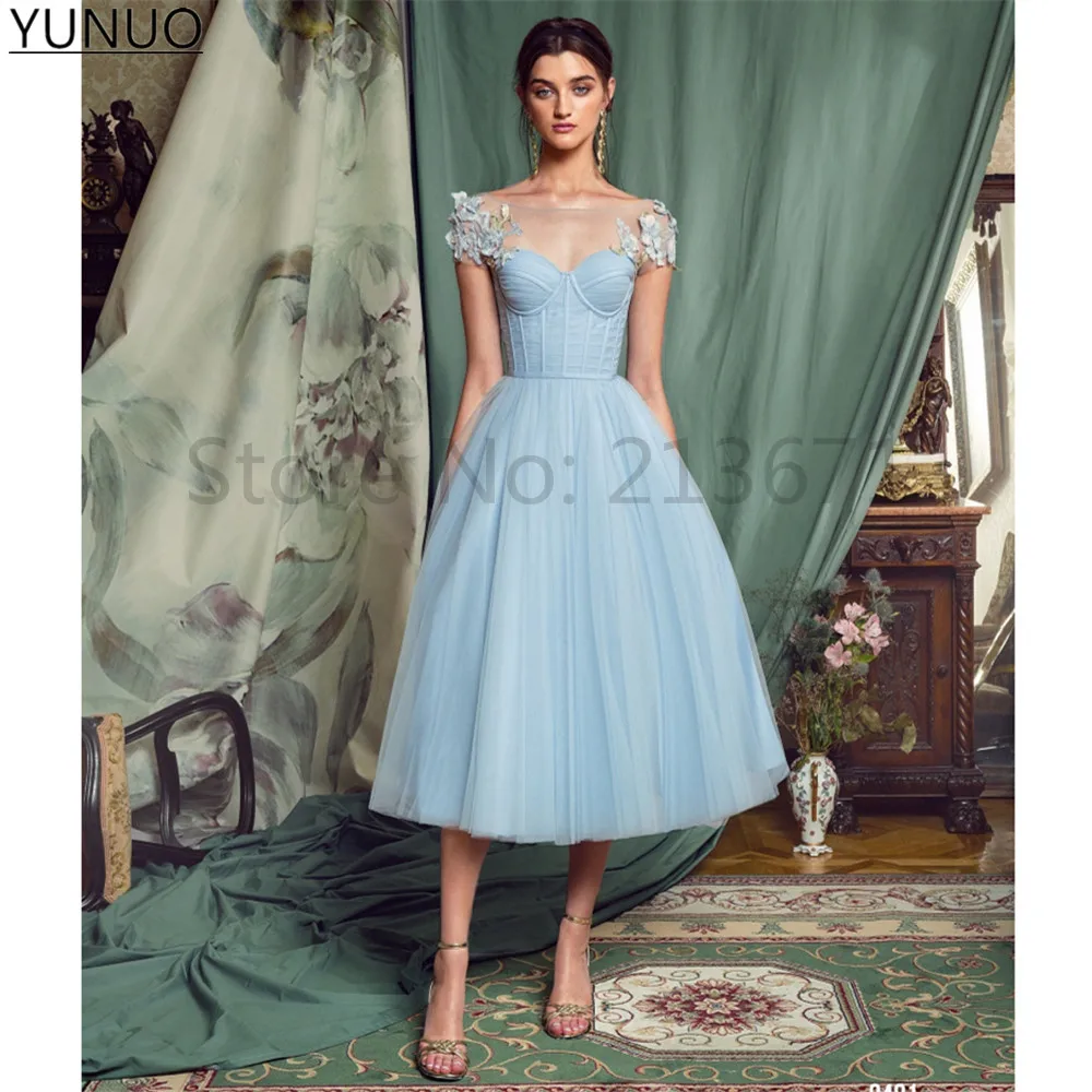 

YUNUO A-line Prom Dress with Floral Appliques Cap Sleeve Tulle Party Evening Gowns robes de cocktail Lacing V Back فساتين السهرة