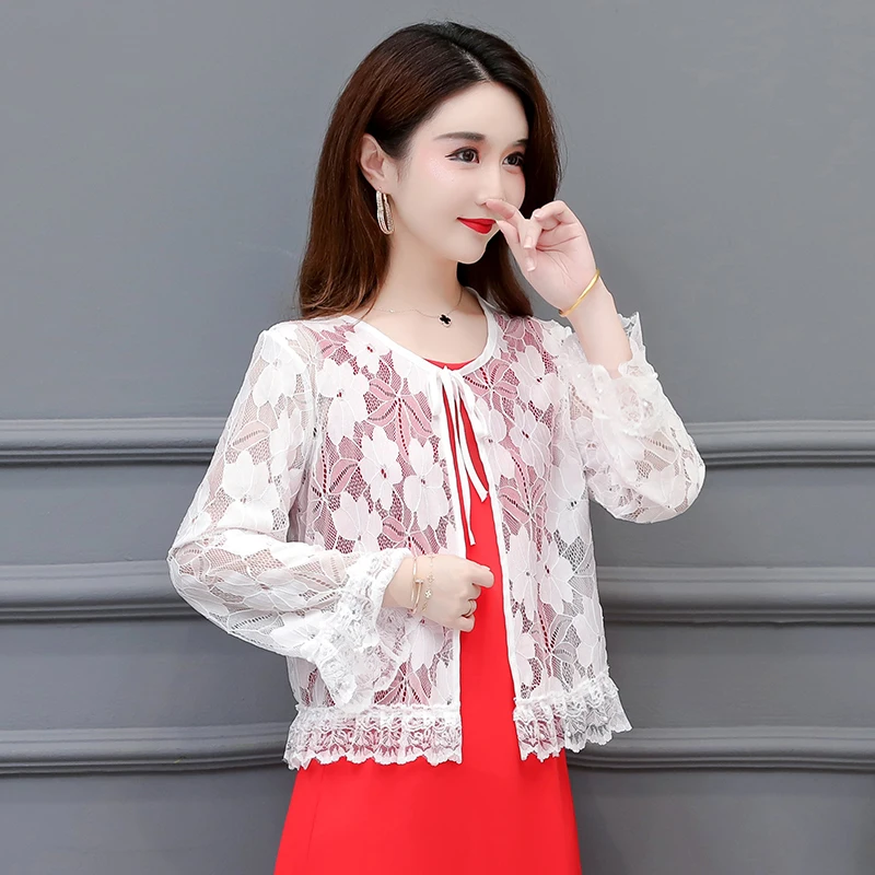 

Real Shot Spring and Summer Women's New Fashion and Versatile Design Lace Blouse Sunscreen Long Sleeve Coat