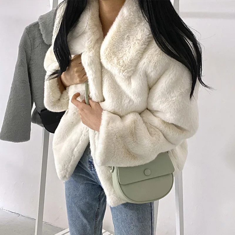 

Autumn Winter Women Fashion Lapel Thick Warm Faux Fur Jackets Coats 2021 Female Casual Loose Solid Oversized Long Sleeve Coats