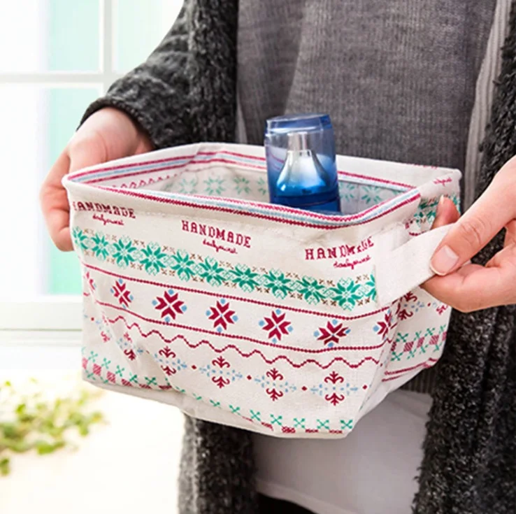 Коробка для мелких вещей с ручкой Настольная складная корзина милым