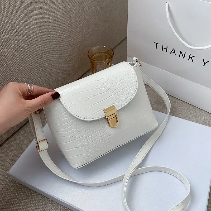 Новая маленькая сумка новинка 2020 модная сумка-мессенджер в стиле ретро Корейская