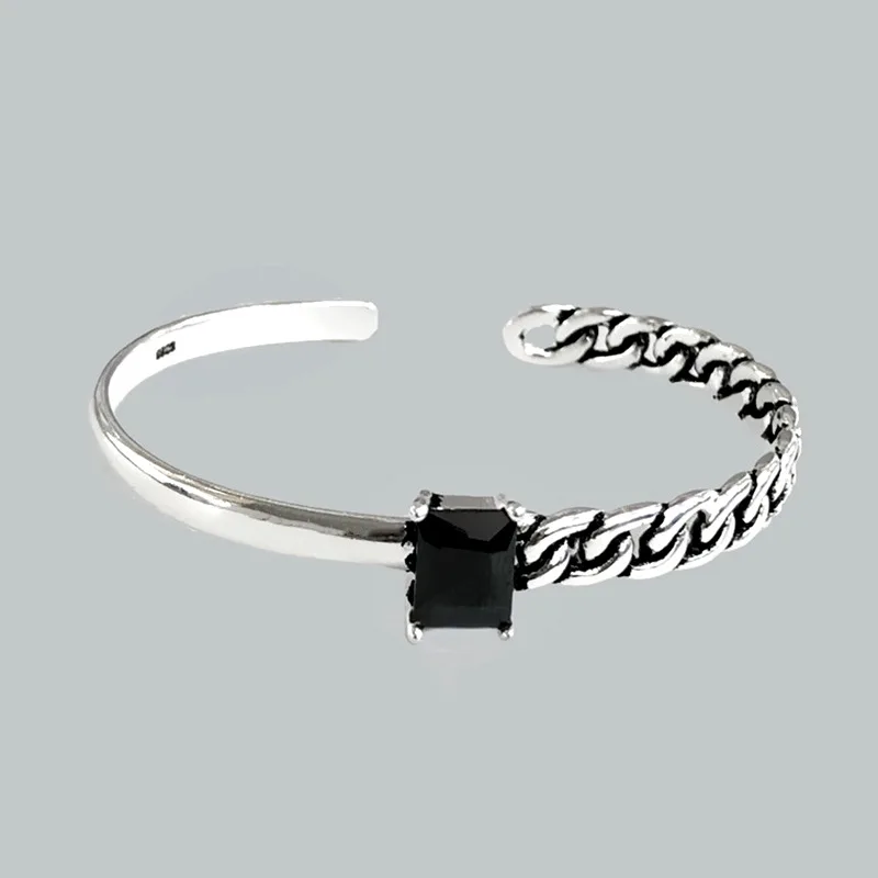 Ювелирные изделия из серебра 925 пробы с черным Цирконом нестандартные витые