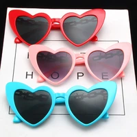 fashion colorful personalized heart shaped sunglasses brand design anti ultraviolet uv400 casual sunglasses for adultwomenmen