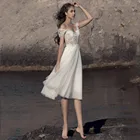 2021 Элегантные короткие свадебные платья для невесты длиной до колена с V-образным вырезом и открытыми плечами