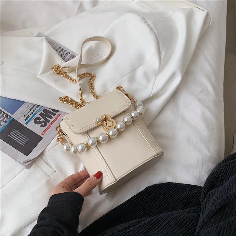 

Womens Handbags Mini Women's Summer 2021 New Fashion Shoulder Messenger Red Chain Bucket Bag Purses