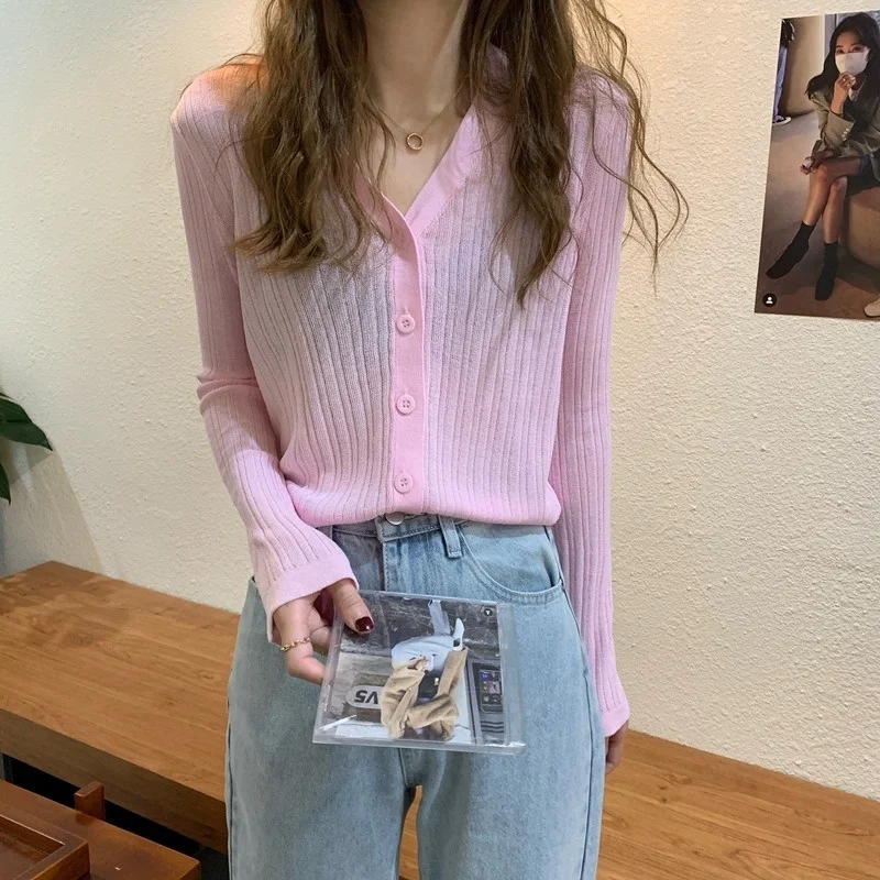 Тонкая трикотажная рубашка с V-образным вырезом для ранней осени верхняя одежда