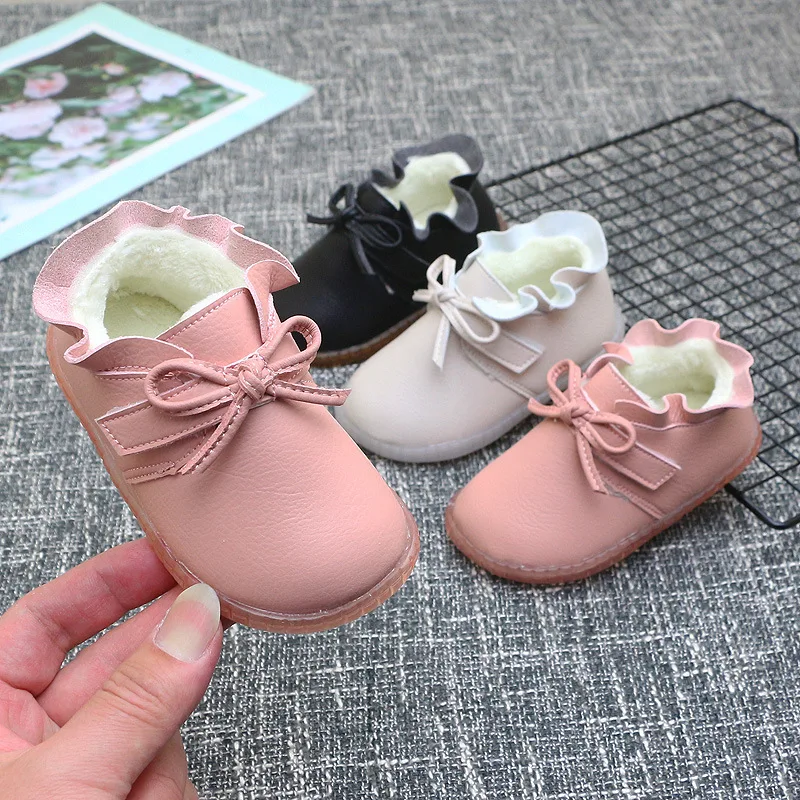 

Новинка; Зимние сапоги для маленьких девочек; Модные кожаные ботинки для малышей; Однотонная детская обувь для девочек; Цвет розовый, черный...