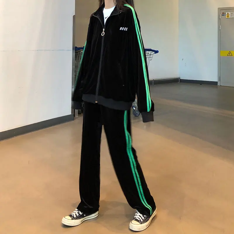 Комплект из двух предметов 2019 осень и зима письмо вышивка куртка женская