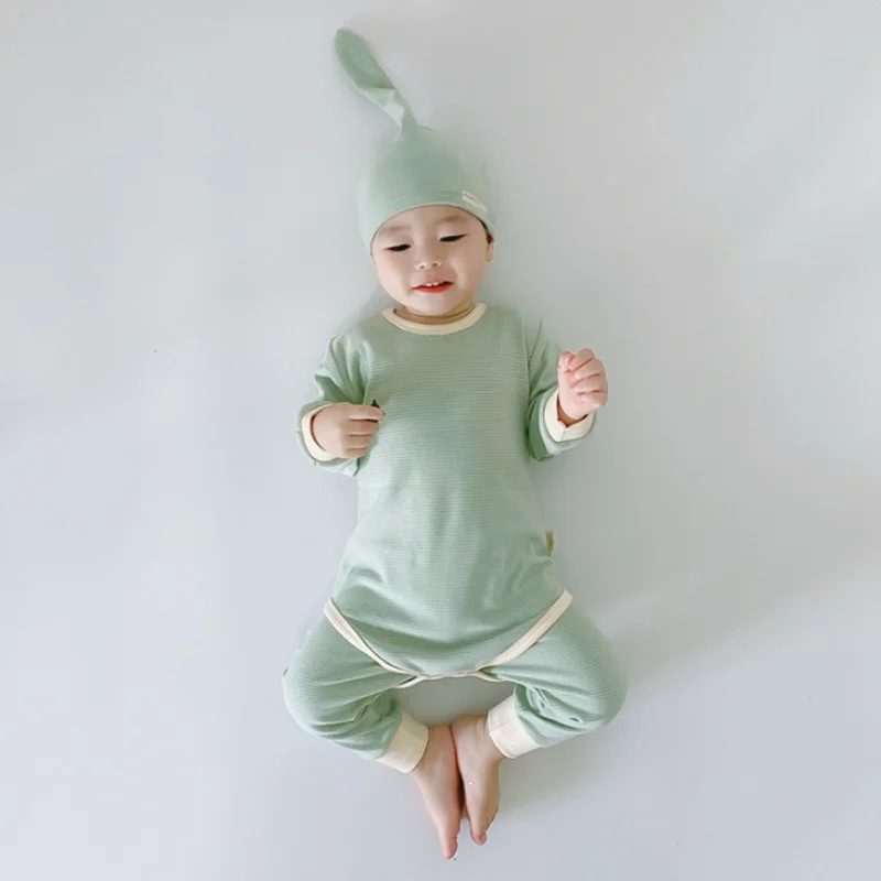 2021 nuevo oto&ntilde;o ni&ntilde;os pijamas para chicos y chicas 3-pcs conjuntos Color caramelo Bodi de manga larga + polainas + gorra de algod&oacute;n reci&eacute;n nacido Ropa E0318-4