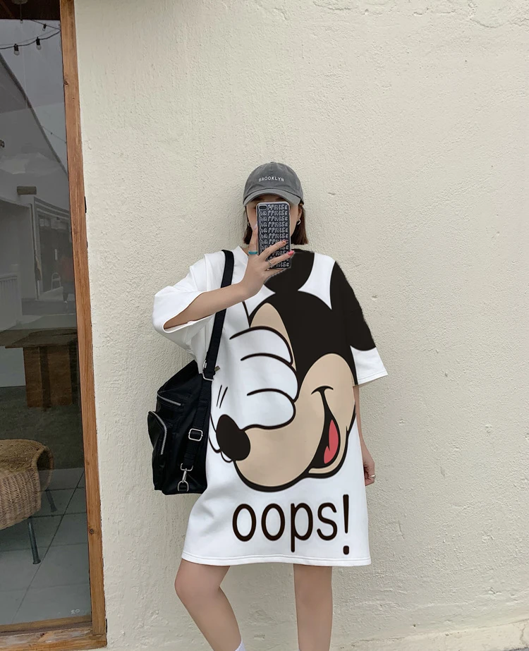 Футболка женская с изображением Микки и Минни Мауса из мультфильма Disney 2021