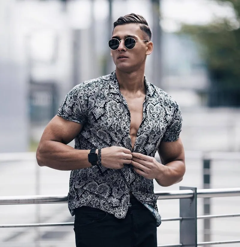 

Top Selling Product In 2021 European American New Totem Printed Shirt Men's Beach Shirt Men Clothing