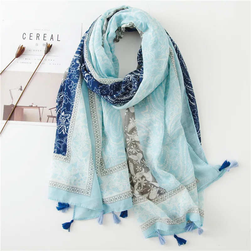 

2021 New Style Printed Sun-resistant Beach Towel Shawl Dual Purpose Gauze Kerchief Women's Cotton Scarf luxury scarf