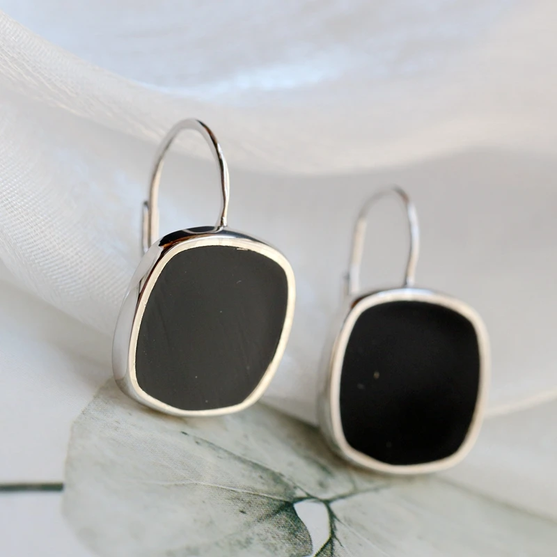 

Authentic 925 Sterling Silver Earrings Lady Retro Style Charm Inlaid Natural Black Agate Square Earring Concise Trendy Jewelry