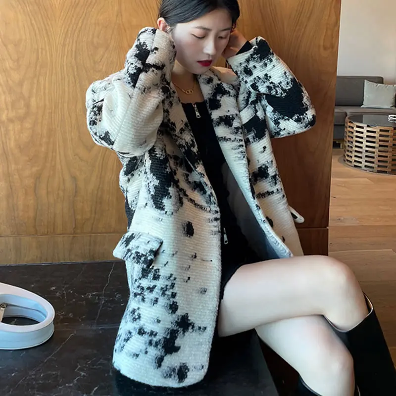 

XITAO Print Casual Blazer Women Fashion New Style Notched Collar Long Sleeve Pocket Slim Single Breasted Elegant Coat ZY4280