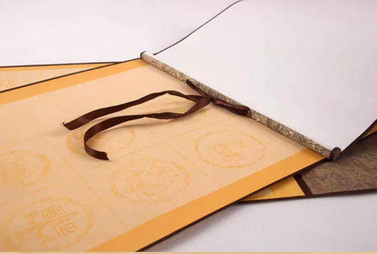 Античный как пустая плитка наполовину приготовленный свиток бумага Xuan для