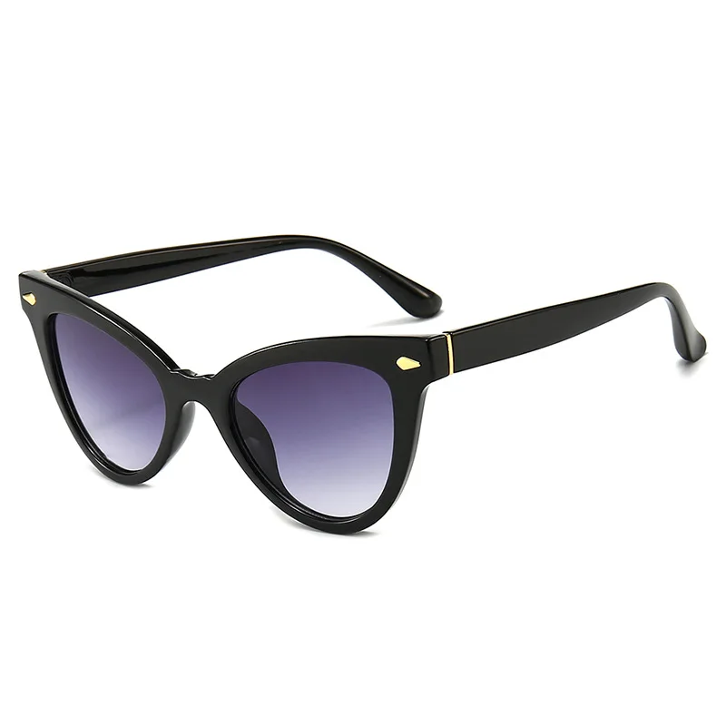 

Cat Eyes Women Sunglasses Personality Metal Rice Nails Big Frames Sun Glasses Fashion Gradient Lens Eyewear UV400
