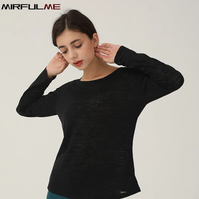 

Women Sport T-shirts Female Yoga Shirts Loose Running Shirts Woman Fitness Sportwear Thin Breathable Tee Tops Gym Workout Blouse