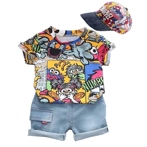 Крутая Детская летняя одежда для мальчиков с шляпой от солнца, модная футболка с короткими рукавами и граффити, джинсовые шорты, комплект детской одежды