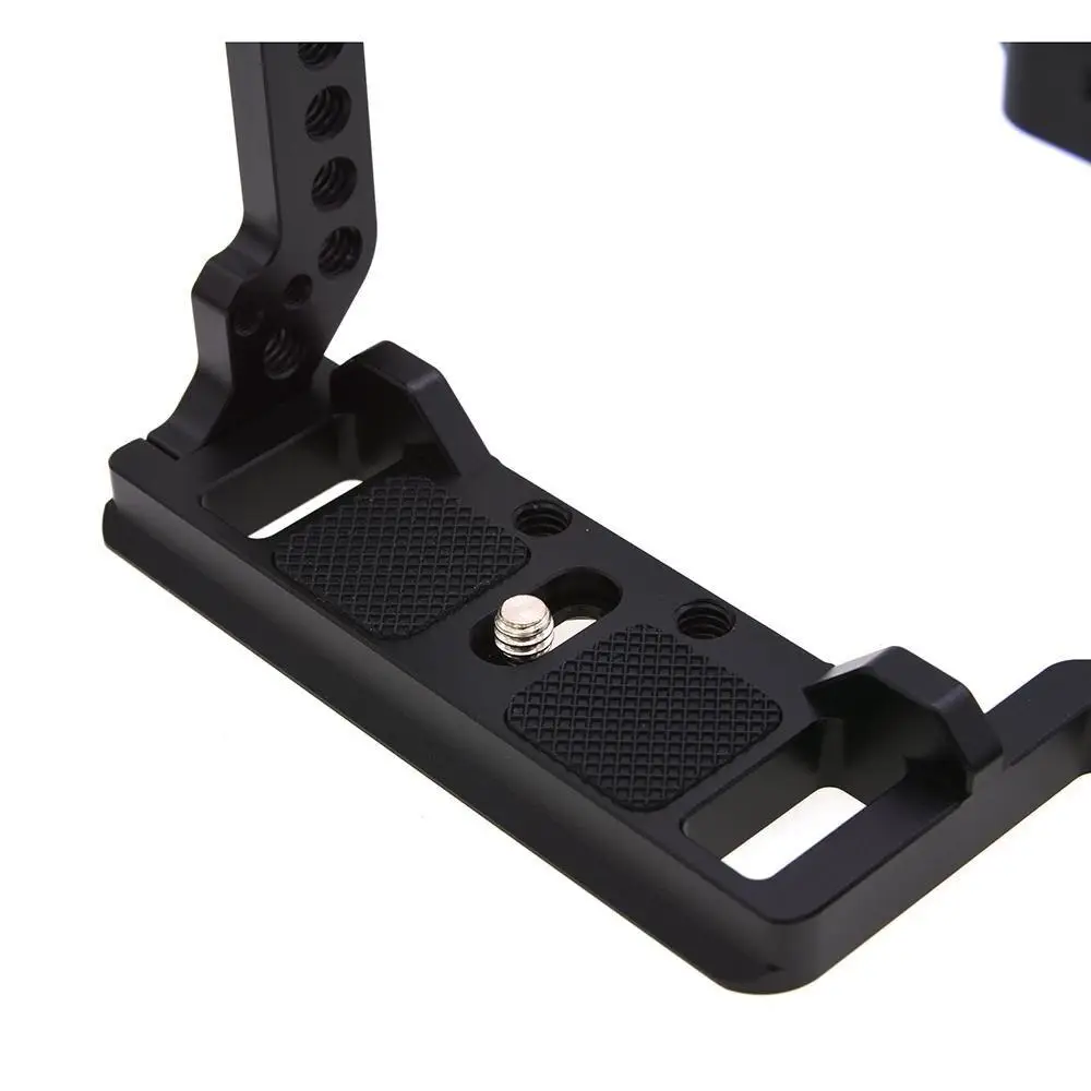 

Metal Form-fitted Aluminum Cage with Cold Shoe for Nikon Z6 /Nikon Z7