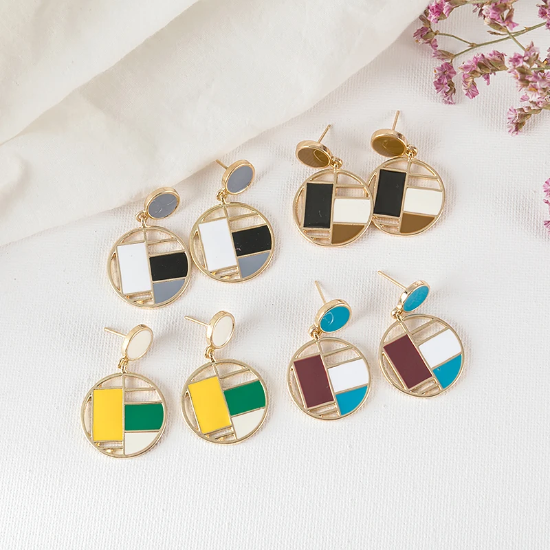 

Fashion popular color matching hollow out hitting scene geometry earrings rounded square stud earrings jewelry accessories
