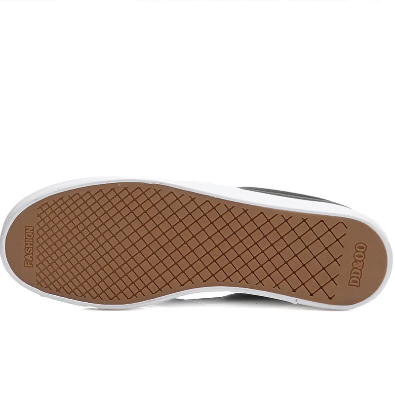 

Women Sneakers Leather Shoes Spring Trend Casual Flats Sneakers Female New Fashion Comfort Slip-on Platform Vulcanized Shoes