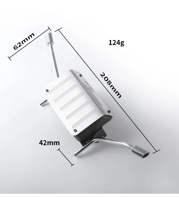 Новый масляный бак и выхлопной хвостик для 1/10 радиоуправляемого гусеничного