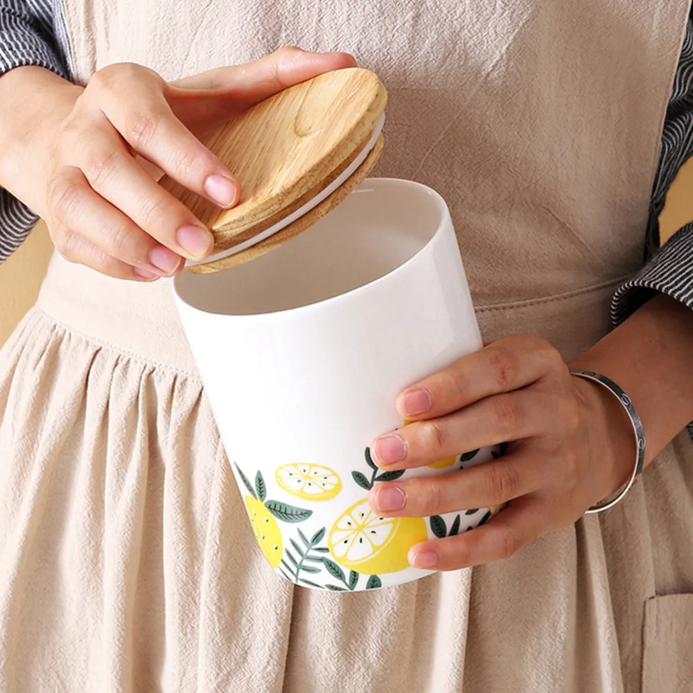 

1pc Ceramic Sealed Jar Coffee Storage Holder Tea Sealed Container (White)
