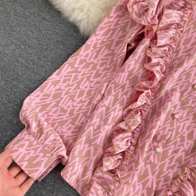 

Women French Style Blouse Retro Autumn Geometric Print Turn-Down Collar Fungus Lantern Sleeve Lapel All-match Female Tops PL