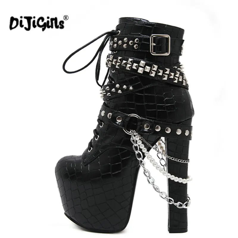 Женские мотоциклетные ботинки с заклепками ботильоны на платформе и очень